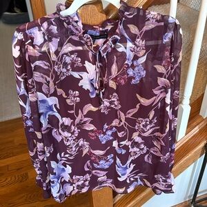 White House Black Market blouse with cami included size large